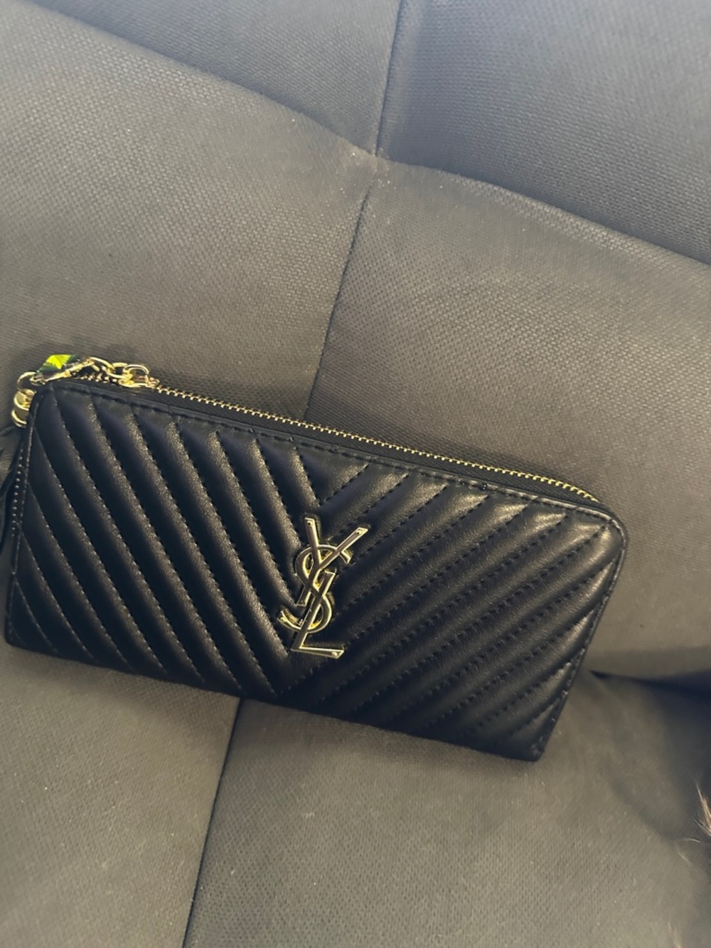 Saint Laurent Black Chevron Quilted Zip-Around Wallet with Gold YSL Emblem - Picture 4 of 9